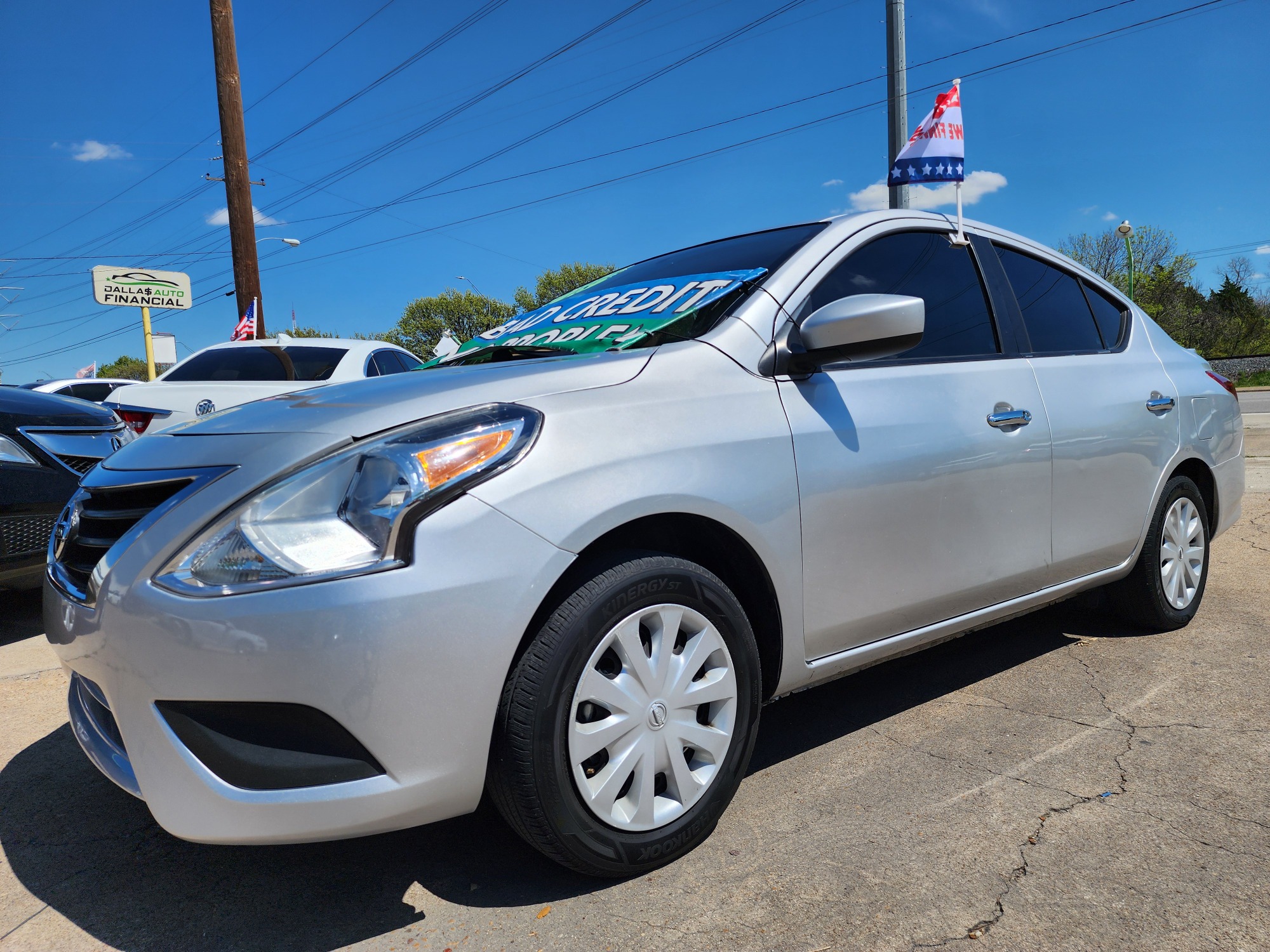 2018 SILVER Nissan Versa SV (3N1CN7AP7JK) with an 1.6L L4 DOHC 16V engine, CVT transmission, located at 2660 S.Garland Avenue, Garland, TX, 75041, (469) 298-3118, 32.885387, -96.656776 - Welcome to DallasAutos4Less, one of the Premier BUY HERE PAY HERE Dealers in the North Dallas Area. We specialize in financing to people with NO CREDIT or BAD CREDIT. We need proof of income, proof of residence, and a ID. Come buy your new car from us today!! This is a SUPER CLEAN 2018 NISSAN VER - Photo #7